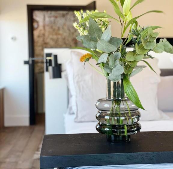 سوئیت با بالکن, Boutique Hotel Hippe Hendrik