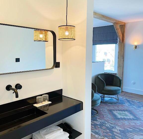 سوئیت با بالکن, Boutique Hotel Hippe Hendrik