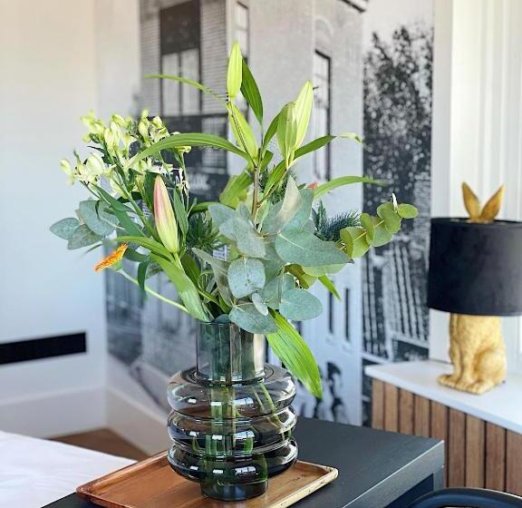 سوئیت با بالکن, Boutique Hotel Hippe Hendrik