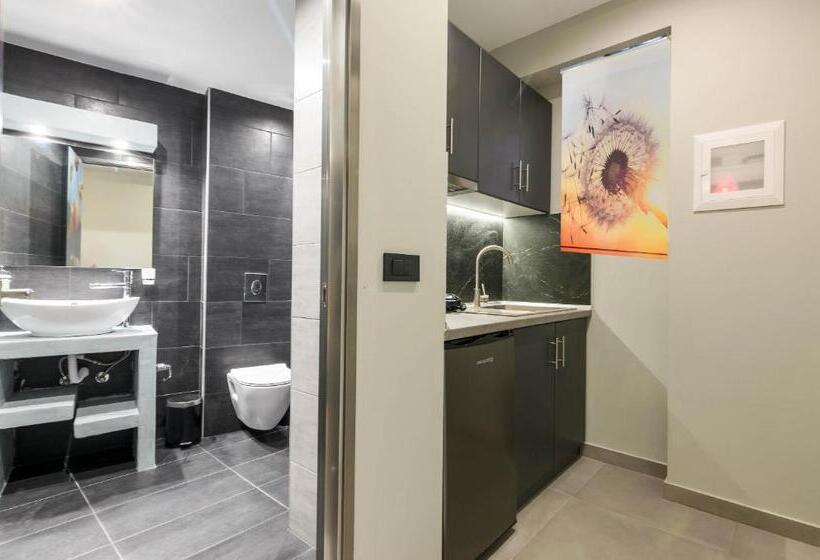 استودیوی لوکس, Artemis Room