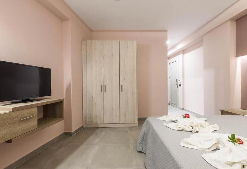 استودیوی لوکس, Artemis Room