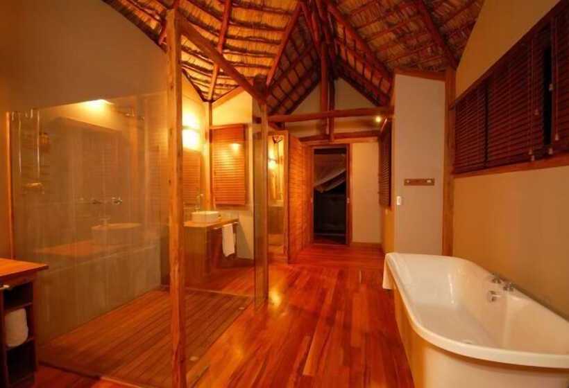 کلبه ییلاقی, Massinga Beach Lodge