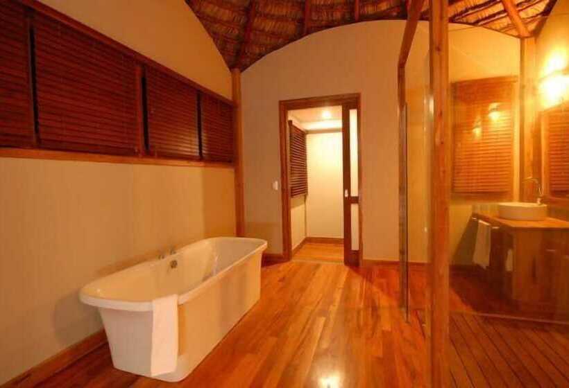 کلبه ییلاقی, Massinga Beach Lodge