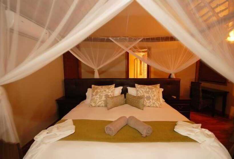 کلبه ییلاقی, Massinga Beach Lodge