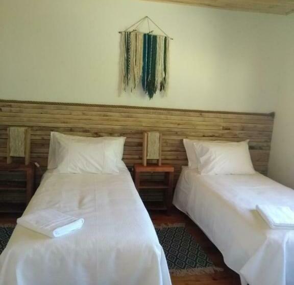 اتاق استاندارد چهار تخته, Pu Am Eco Lodge