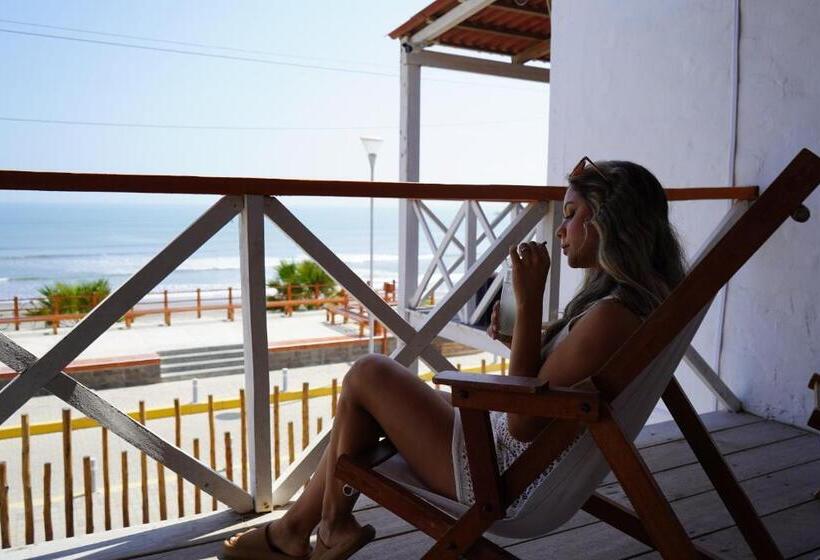 غرفة عائلية, Delfines De Chicama