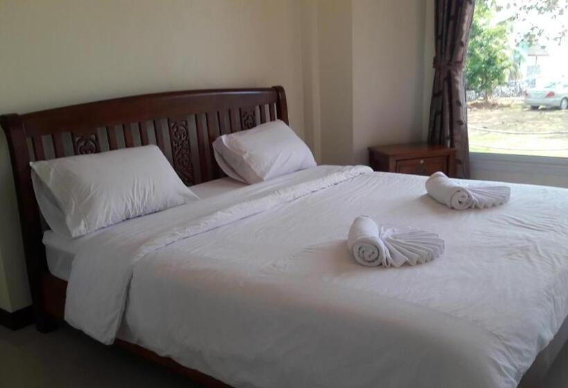 اتاق استاندارد با چشم‌انداز دریا, Lomtalay Resort Trat
