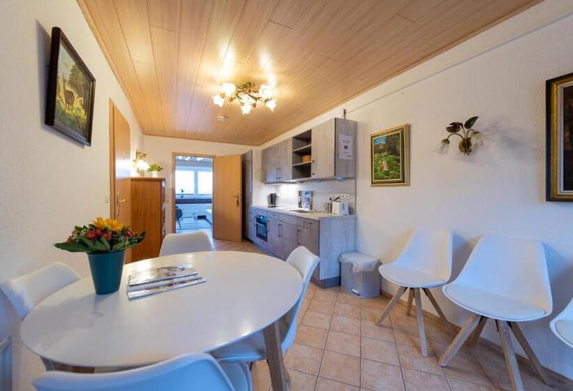 テラス付き１ベッドルームアパートメント, Landhaus Jägerhof