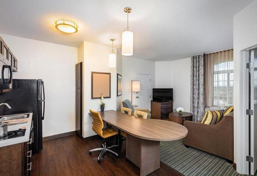 سوئیت برای معلولان, Candlewood Suites Anaheim   Resort Area, An Ihg