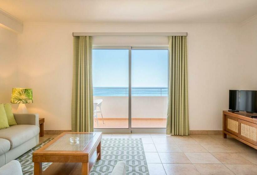 1 Bedroom Deluxe Apartment Sea View, Clube Porto Mos  Sunplace S & Beach Resort