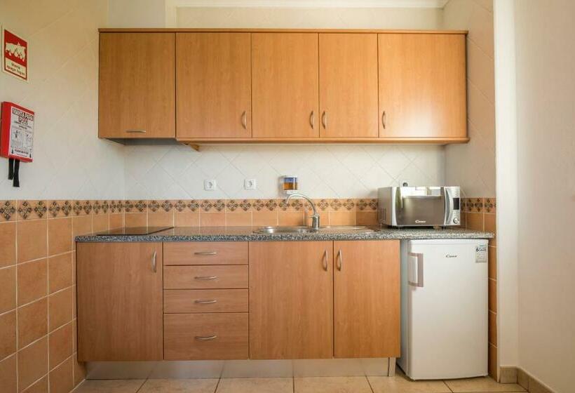1 Bedroom Deluxe Apartment Sea View, Clube Porto Mos   Sunplace Hotels & Beach Resort
