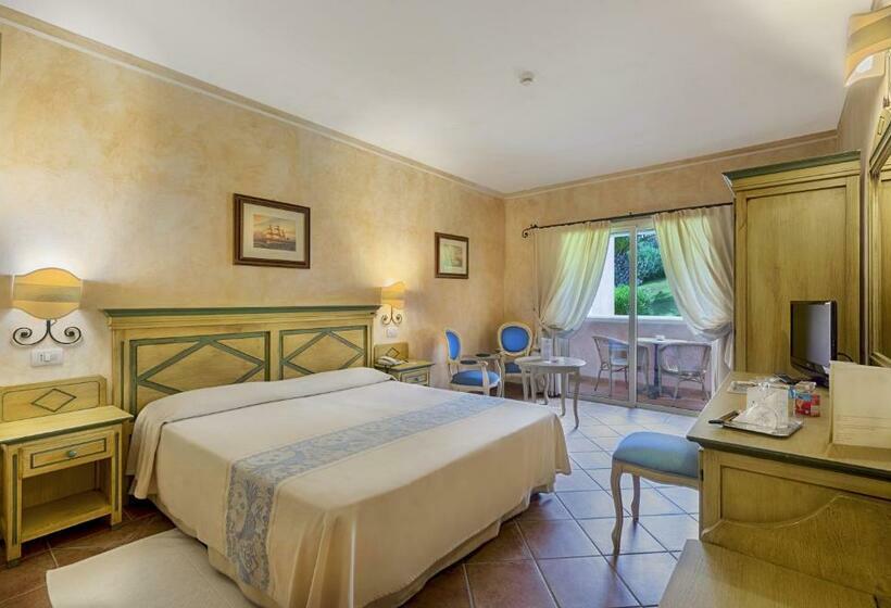 اتاق استاندارد با چشم‌انداز باغ, Colonna Resort, A Colonna Luxury Beach Hotel, Porto Cervo