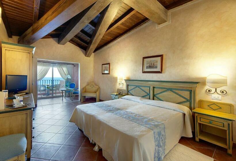 اتاق استاندارد با چشم‌انداز دریا, Colonna Resort, A Colonna Luxury Beach Hotel, Porto Cervo