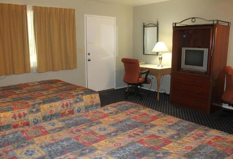 Standard Room, Golden Chain Motel