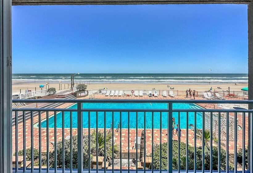 Standard Room 2 Double Beds, Boardwalk Inn And Suites