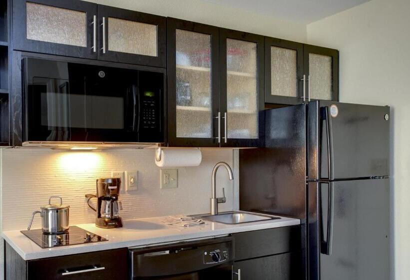 سوییت, Candlewood Suites Raleigh Crabtree, An Ihg