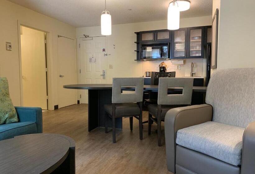 Standard Room Adapted for people with reduced mobility, Candlewood Suites Raleigh Crabtree