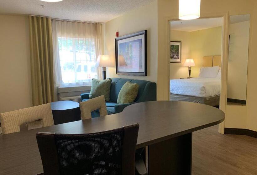 Quarto Estandar para Deficientes Físicos, Candlewood Suites Raleigh Crabtree