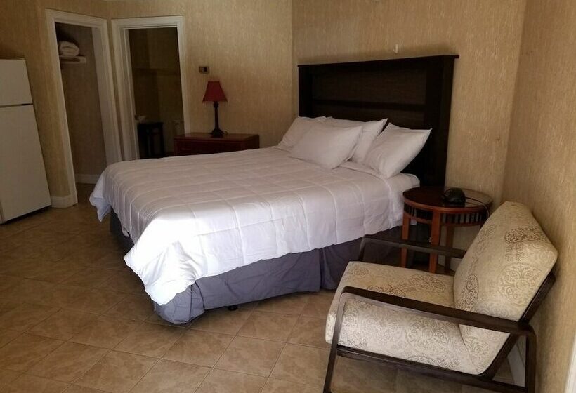 اتاق لوکس, Cedar Park Inn