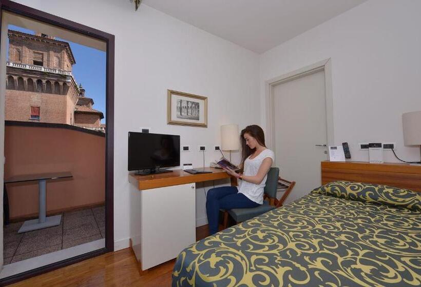 Chambre Economy Individuelle, Ferrara