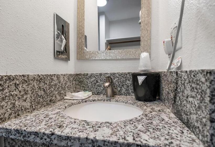 اتاق استاندارد با 2 تخت دوبل, Heritage Inn Express Chico