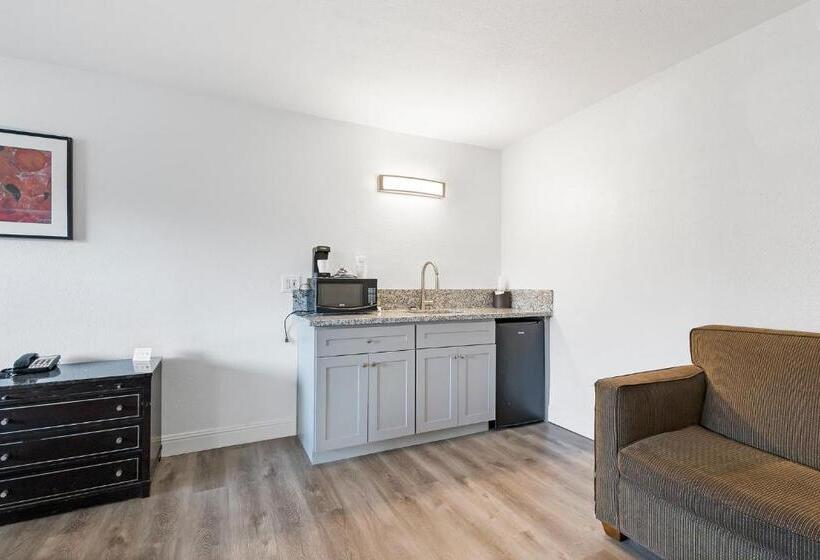 سوییت, Heritage Inn Express Chico