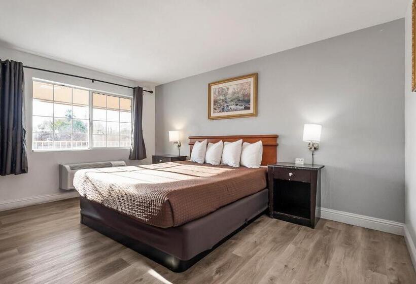اتاق استاندارد با تخت بزرگ, Heritage Inn Express Chico
