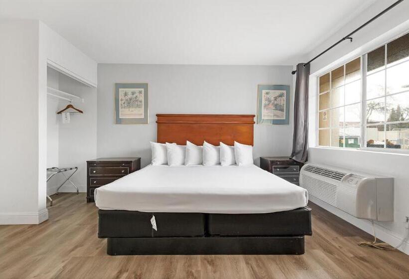 سوییت, Heritage Inn Express Chico