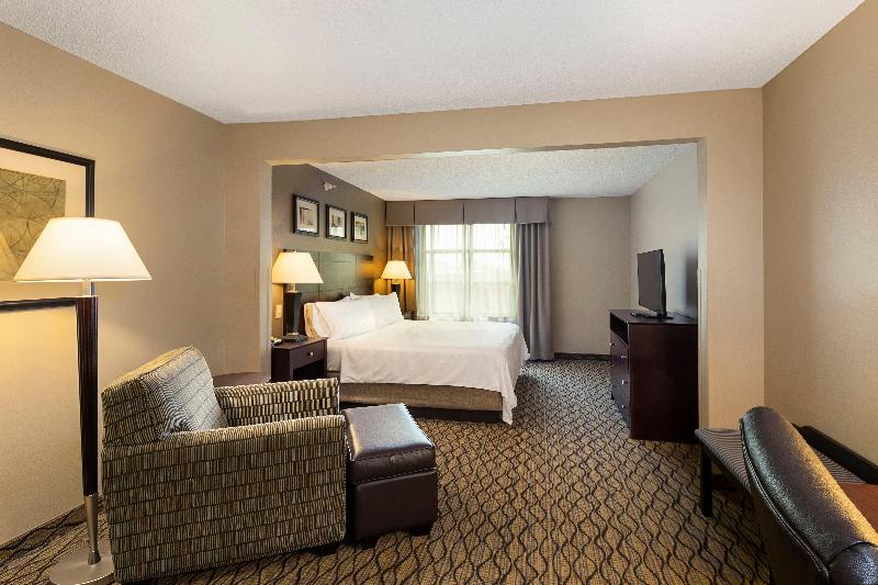 اتاق اجرایی با تخت بزرگ, Holiday Inn Express Bloomington West, An Ihg