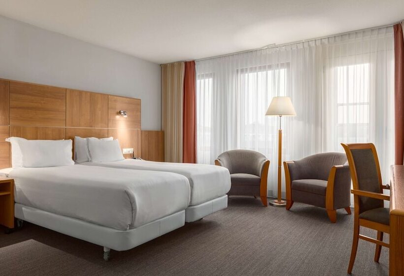 اتاق استاندارد, Avani Museum Quarter Amsterdam Hotel   Previously NH Amsterdam Museum Quarter