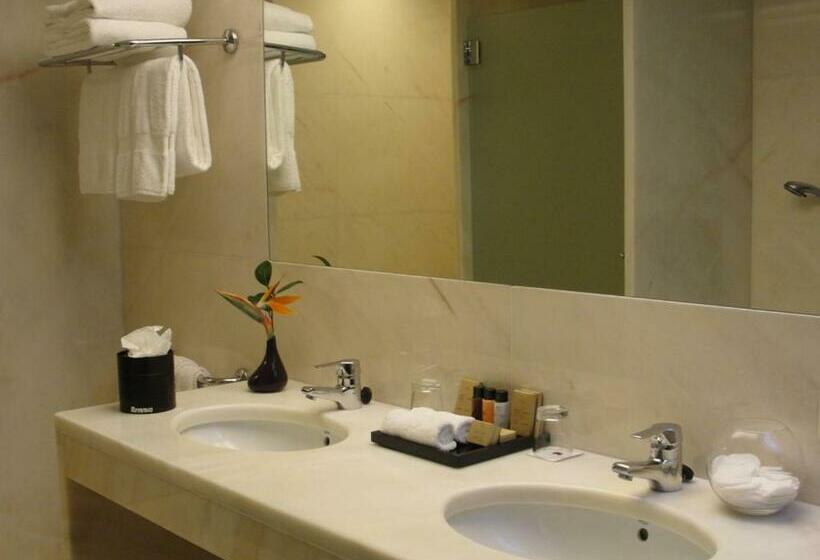 اتاق پریمیوم با چشم‌انداز باغ, Quinta Da Casa Branca   Small Luxury Hotels Of The World