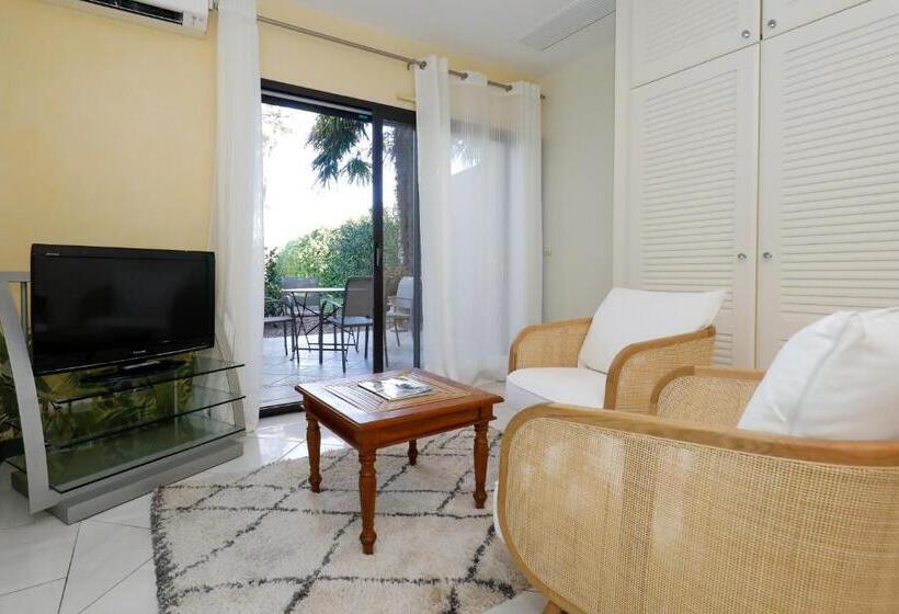 سوییت جونیور, Relais De La Poste