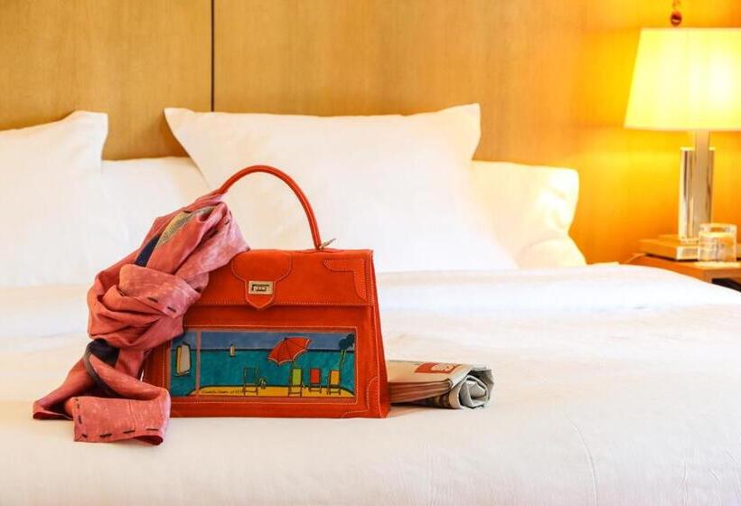 سوییت سوپریور, Relais De La Poste
