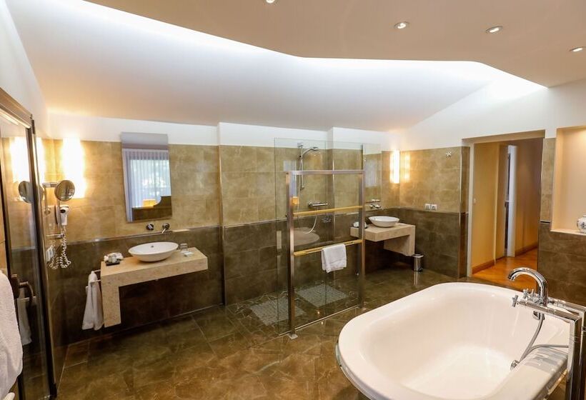 سوئیت پرزیدنت, Relais De La Poste