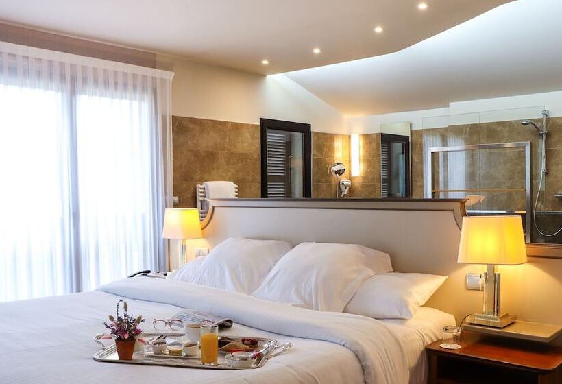 سوئیت پرزیدنت, Relais De La Poste