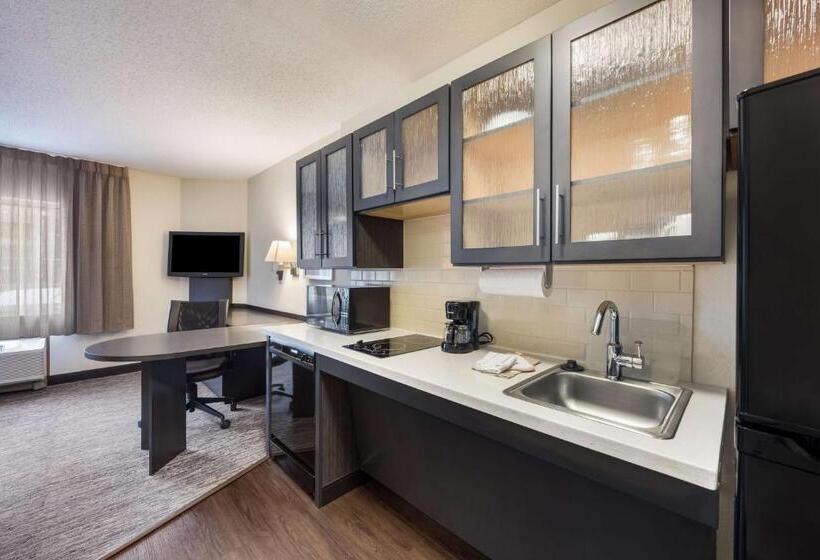 Estudio Estàndard, Sonesta Simply Suites Boston Burlington