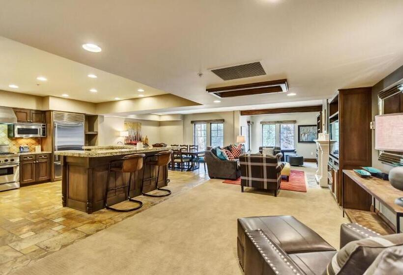 3 Bedroom Suite, The Chateaux Deer Valley