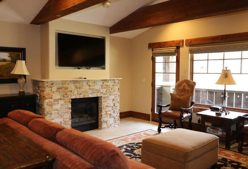 Suite Queen Bed, The Chateaux Deer Valley