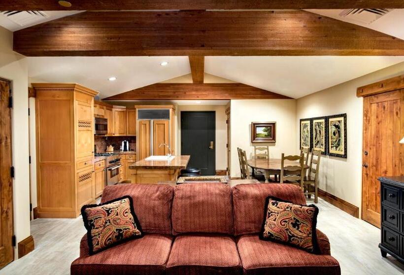سوئیت 2 خوابه, The Chateaux Deer Valley
