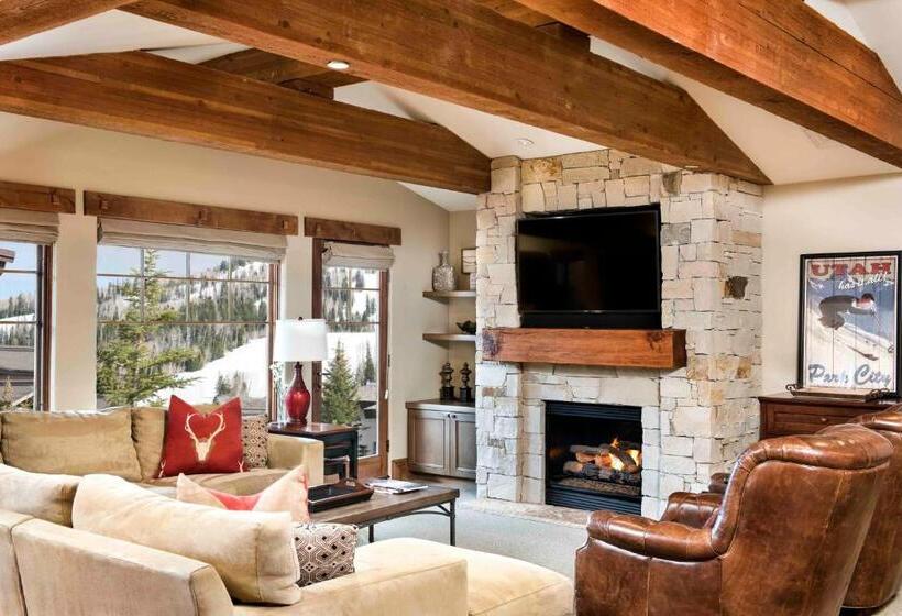 سوییت لوکس, The Chateaux Deer Valley