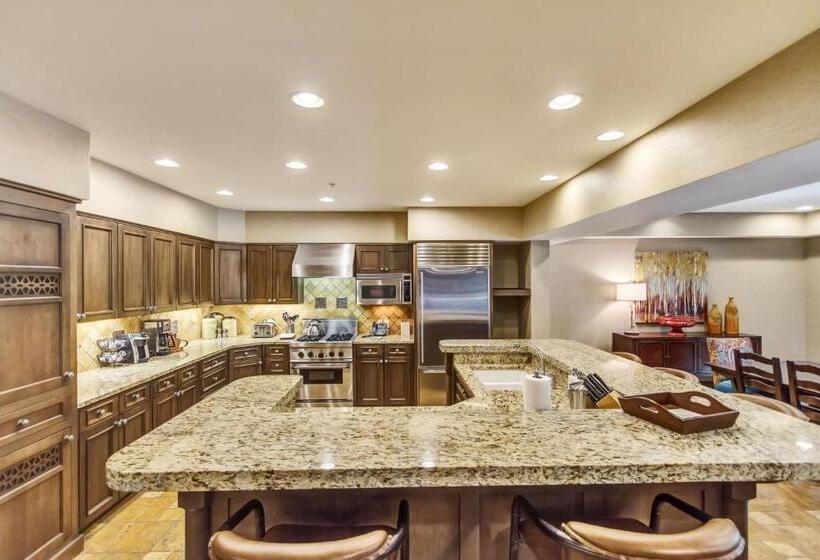3 Bedroom Suite, The Chateaux Deer Valley