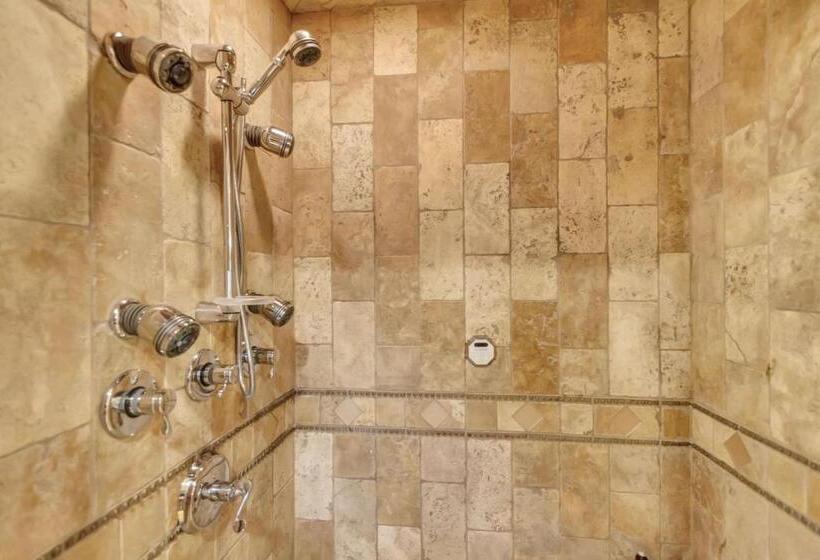 3 Bedroom Suite, The Chateaux Deer Valley