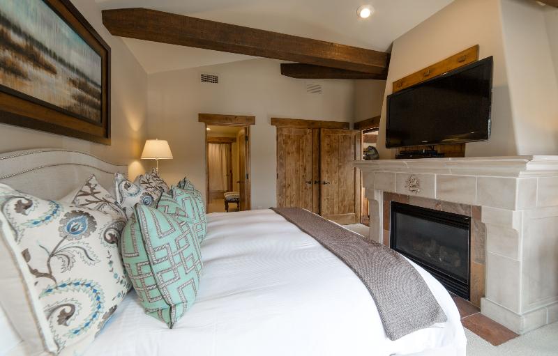 سوییت لوکس, The Chateaux Deer Valley