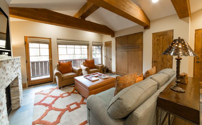 استودیوی استاندارد با تخت دو نفره بزرگ, The Chateaux Deer Valley