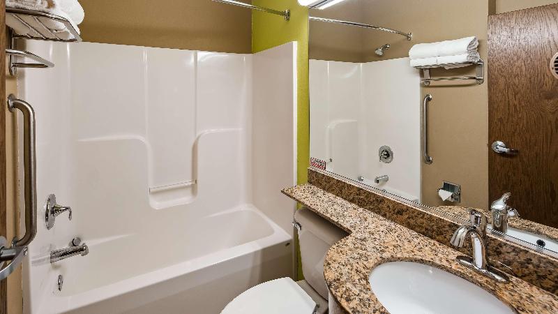 اتاق دلوکس مخصوص معلولین, Wingate By Wyndham Airport   Rockville Road