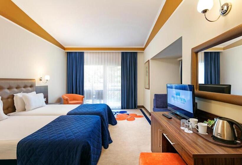 اتاق سوپریور با چشم‌انداز باغ, Pine Beach Belek