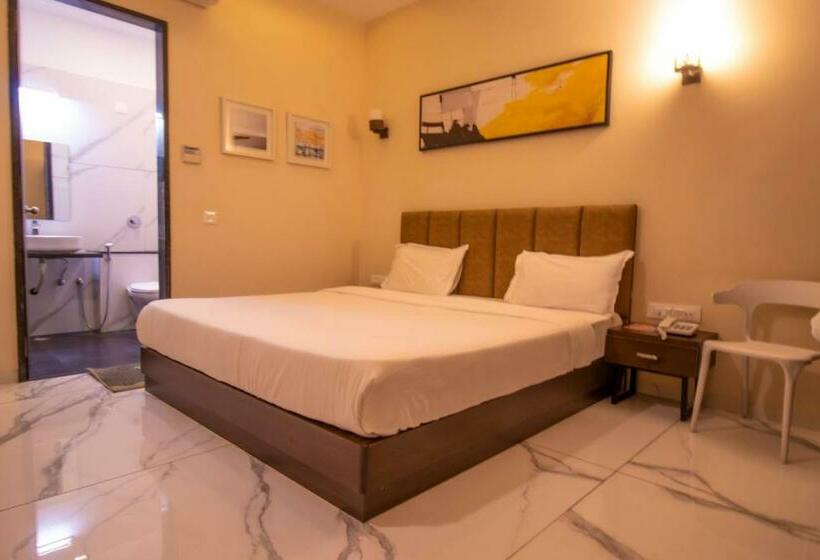اتاق لوکس, The Bhagwati Resort