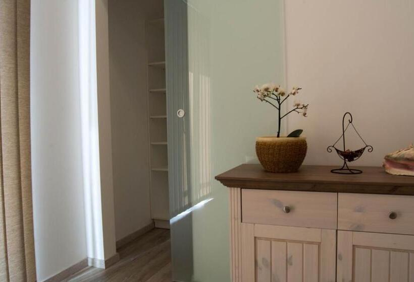 آپارتمان 1 خوابه, Apartments Gerda