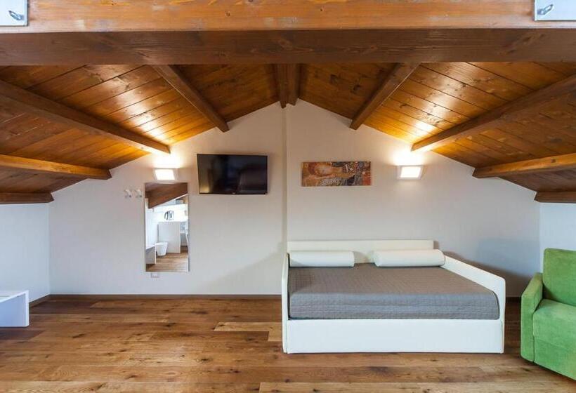 اتاق لوکس, Casa Mulino