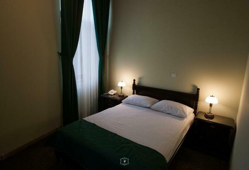 اتاق سوپریور یک تخته, Central Carei